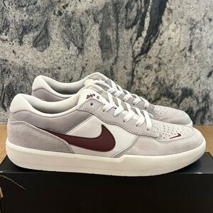 Nike SB Force 58